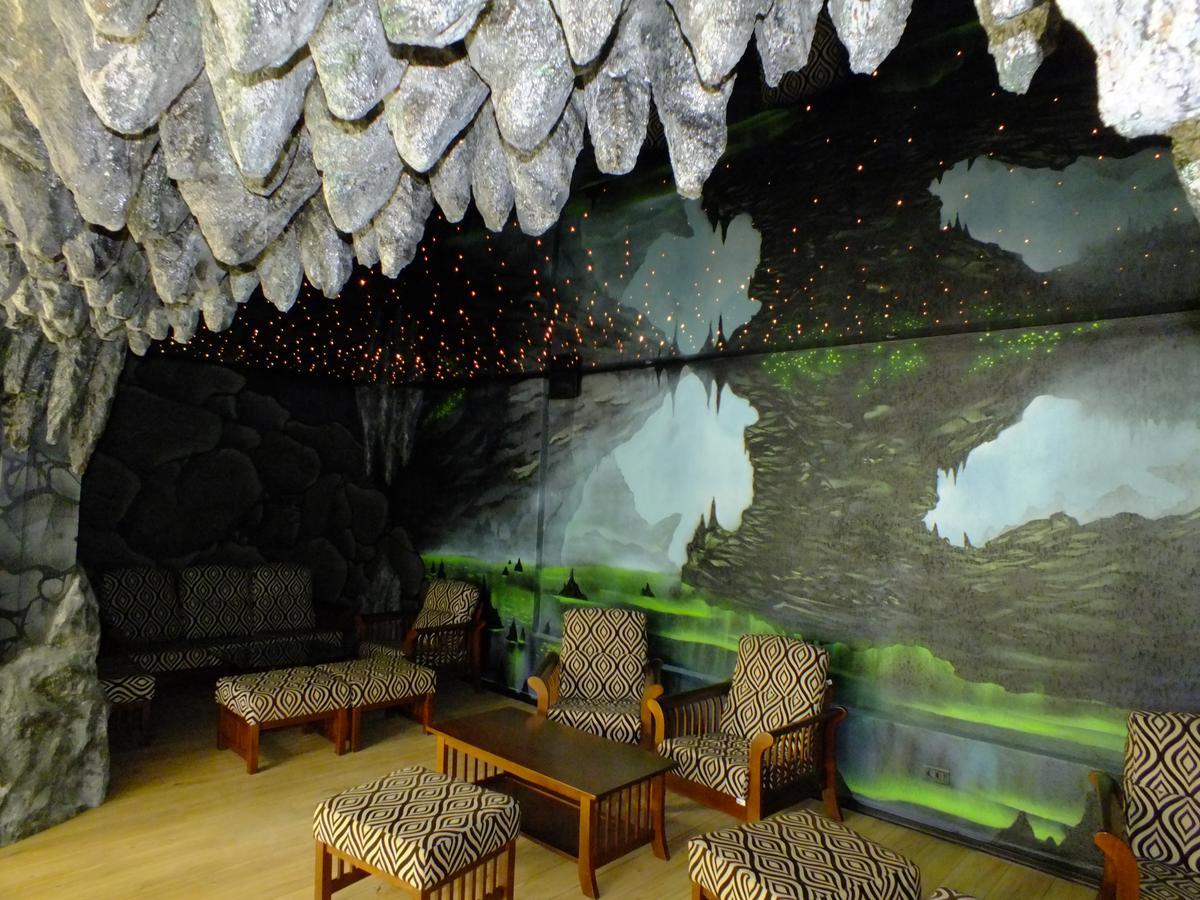 Pirates Hotel Mamaia