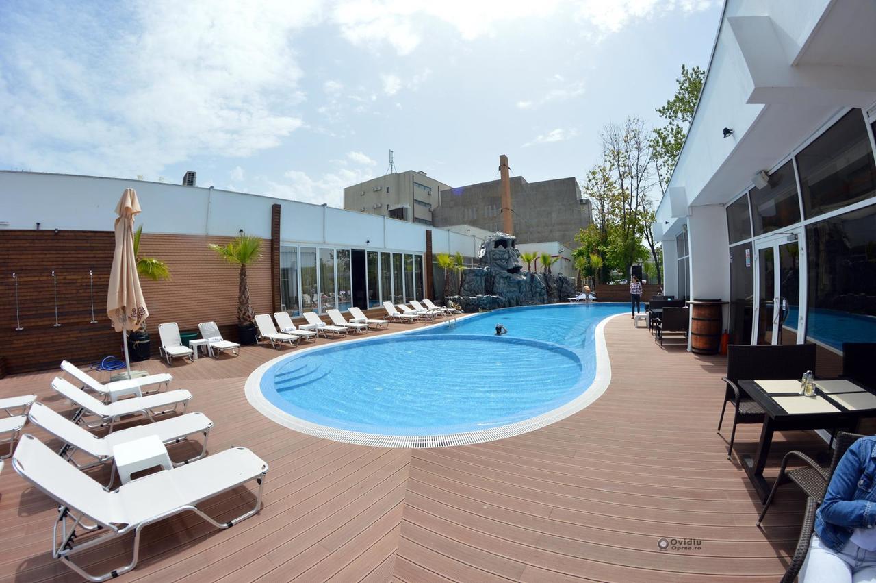 Pirates 3* Mamaia