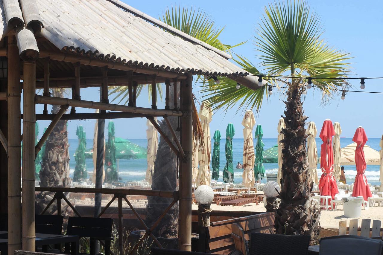 Pirates Mamaia